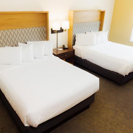 Holiday Inn & Suites - Hopkinsville - Convention Ctr By Ihg Extérieur photo